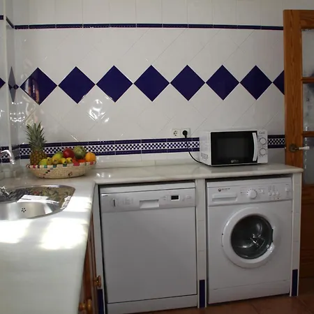 Sleeps 4 With Terrace Chipiona