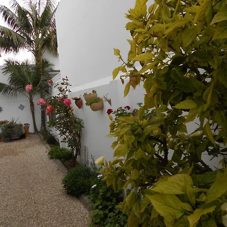 Sleeps 4 With Terrace
