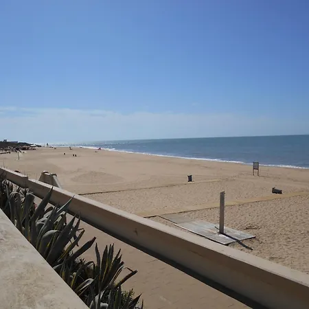 Apartamento Sleeps 4 With Terrace *