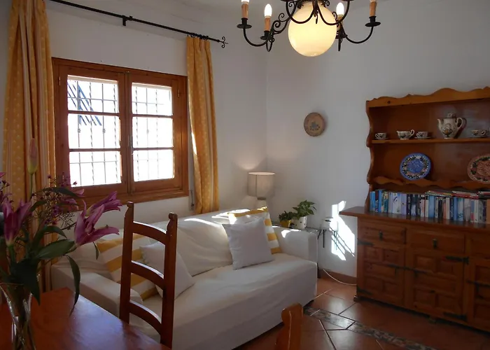 Sleeps 4 With Terrace Apartament *