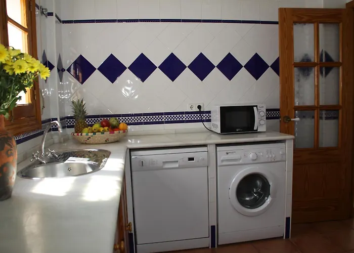 Sleeps 4 With Terrace Chipiona
